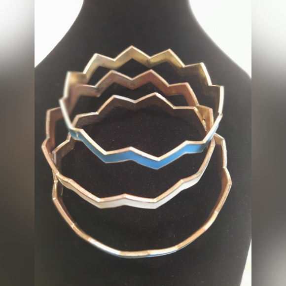 Set of 3 Blue & White Cheveron Bracelets - Picture 4 of 4